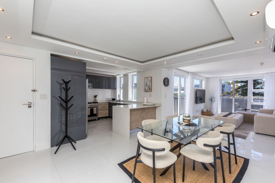 2 Bedroom Property for Sale in Sea Point Western Cape